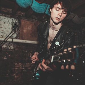 Meet your Posher, Joshua